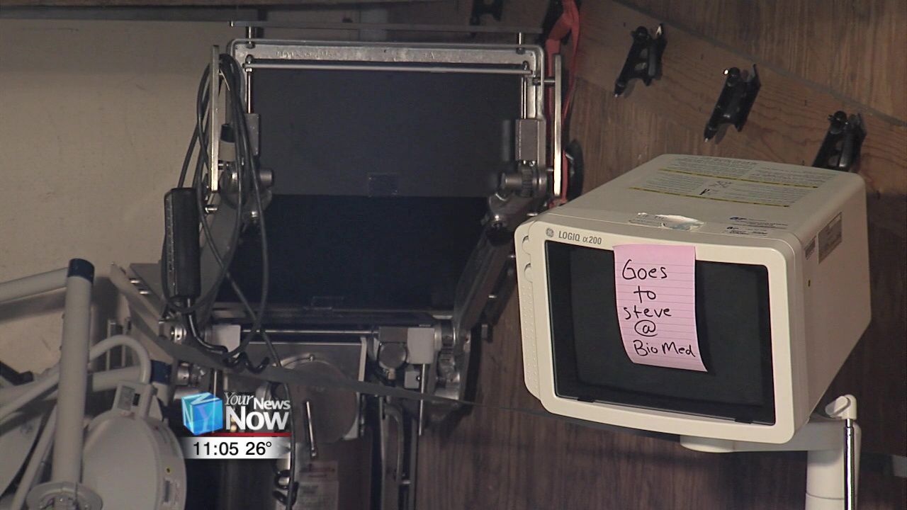Hospital donates equipment to Rotary program.jpg